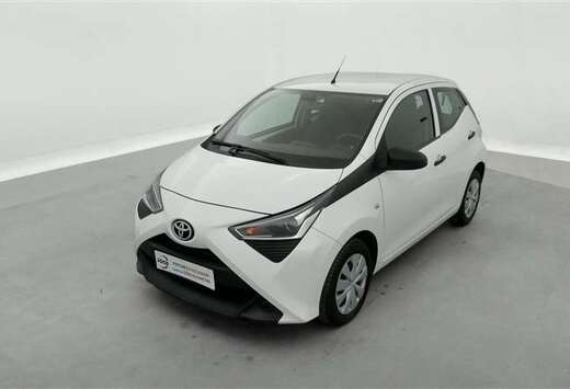 Toyota 1.0i VVT-i Business CLIM / BLUETOOTH / PDC