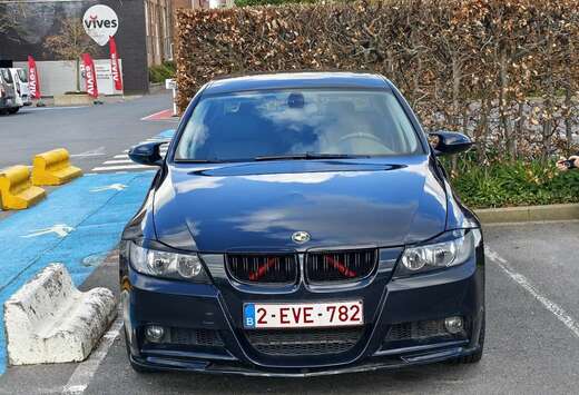 BMW 320i
