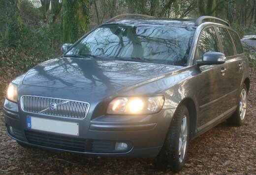 Volvo Volvo V50 2.0 essence 146ch CC toit ouvrant