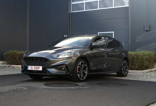 Ford Focus 1.0 EcoBoost Automaat ST-LINE