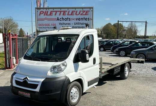 Citroen 3.0 HDi / 1965kg charge utile  9.909€ HTVA