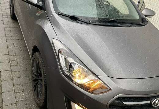 Hyundai i30 1.4i Lounge