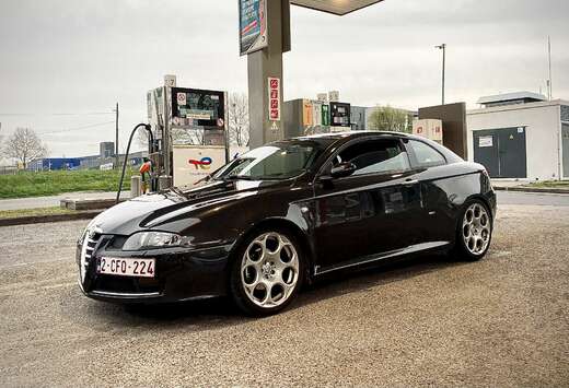 Alfa Romeo 1.9 JTD Distinctive Black Line