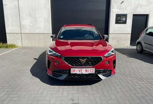 1.5 TSI DSG, Desire red, Navi, Bluetooth, Camera, Cru ...