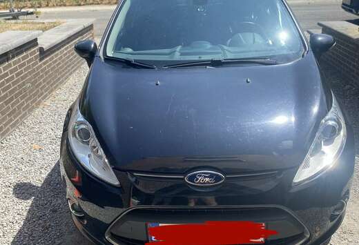 Ford 1.4i Titanium