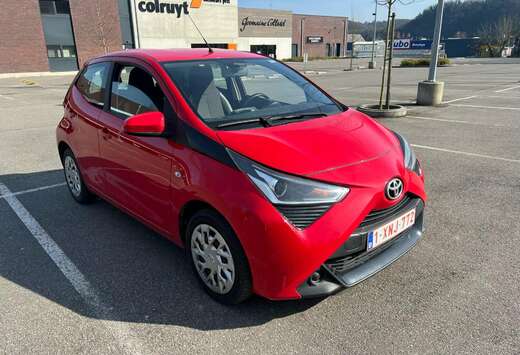 Toyota 1.0i Active