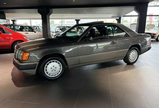 Mercedes-Benz Classe E Coupé E/E 320 Coupé