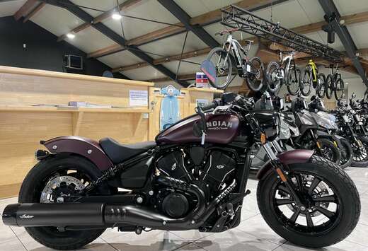 Bobber Maroon Metallic Smoke