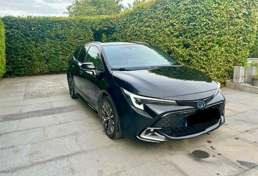 Toyota Toyota Corolla Touring Sports 1.8 Hybrid Team  ...