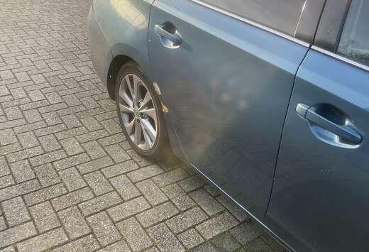 Toyota SW HEV 1.8i HSD Dynamic E-CVT