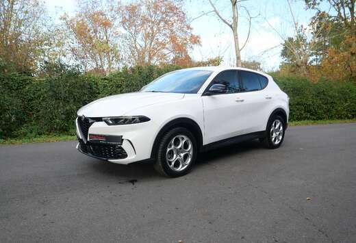 Alfa Romeo Plug-In-Hybrid Q4 Sprint  280PK