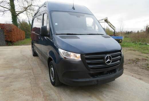 Mercedes-Benz 311CDi - FWD - A2H2