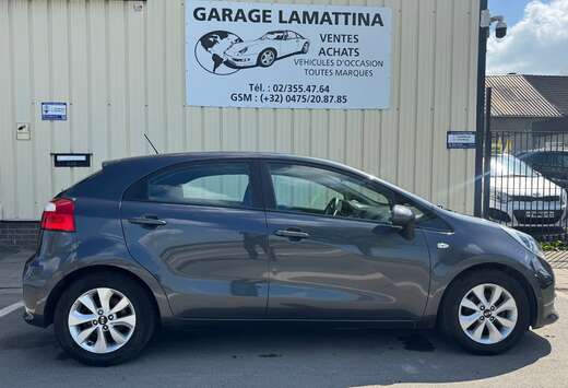 Kia Rio 1.3i