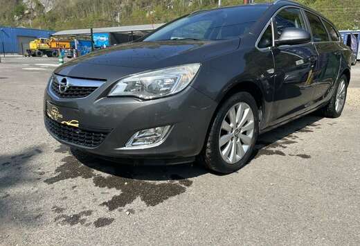 Opel Sports Tourer 1.7 CDTi ECOTEC Cosmo DPF