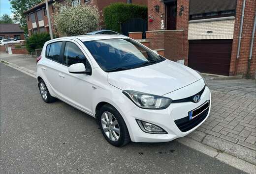 Hyundai 1.1 CRDi 75 Pack Inventive