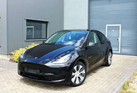 Tesla Model Y 2023 72.5 kWh 220 KW  AUTOPILOT/PANO/BT ...