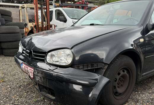 Volkswagen 1.9 SDi Base - BESCHADIGD - €500 MEENEEM ...