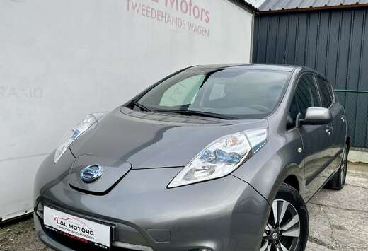 Nissan Leaf 30 kWh Black Edition  Full Options