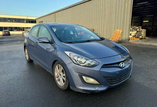 Hyundai 1.6 CRDi // BOITE AUTO // MARCHAND OU EXPORT