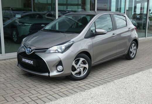 Toyota Hybrid Dynamic +Parkeersensoren voor +Parkeerc ...