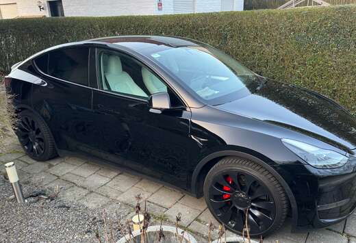 Tesla 72.5 kWh Dual Motor Performance (377 kW)