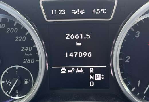 Mercedes-Benz BlueTEC 4MATIC 7G-TRONIC