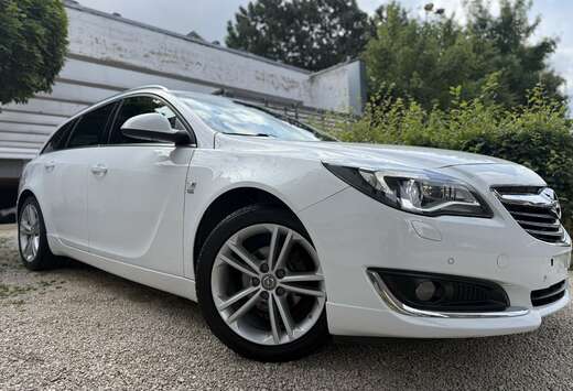 Opel Sports Tourer +++ PACK OPC +++