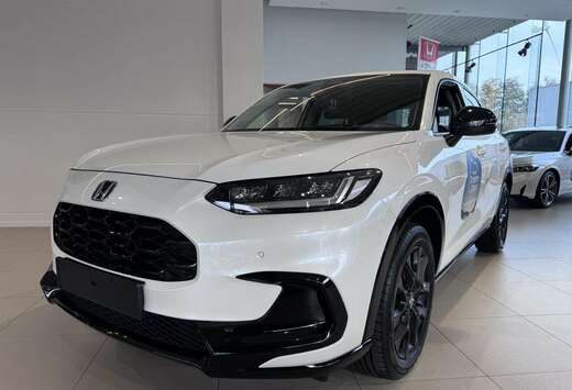 Honda 2.0 CVT Sport Blind Spot Information