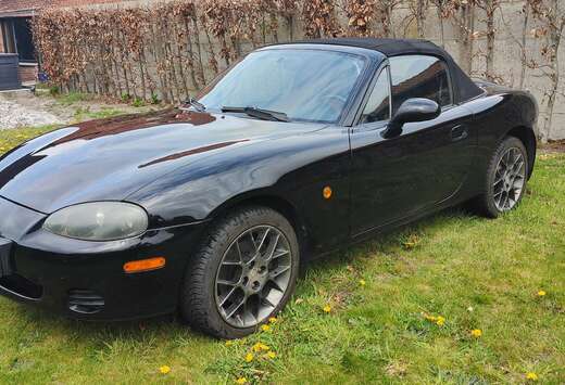Mazda MX-5 1.6i 16v OpenAir