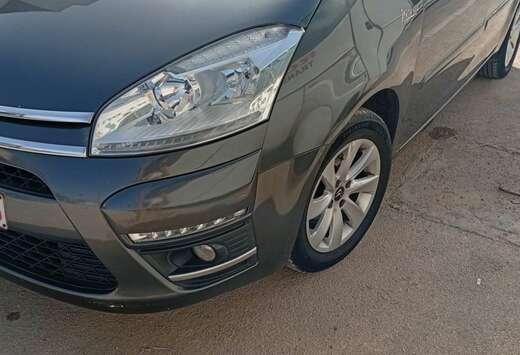 Citroen HDi 110 FAP Exclusive Black Top