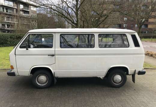 Volkswagen Minibus