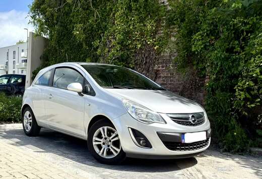 Opel 1.2 16V (ecoFLEX) 63kw 85ch Essence - Airco