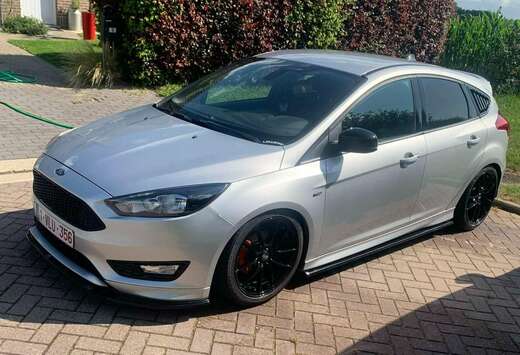Ford Focus 1.0 EcoBoost Start-Stopp-System ST-Line
