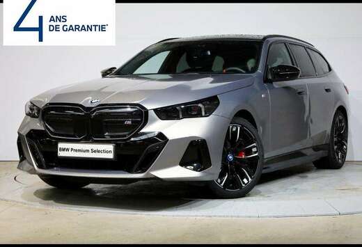 BMW M60 xDrive Touring Kit M Sport