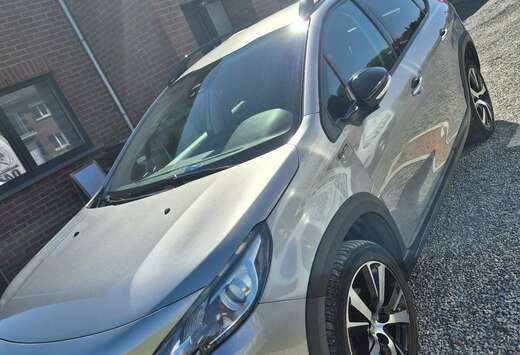 Peugeot 1.6 BlueHDi GT Line S&S