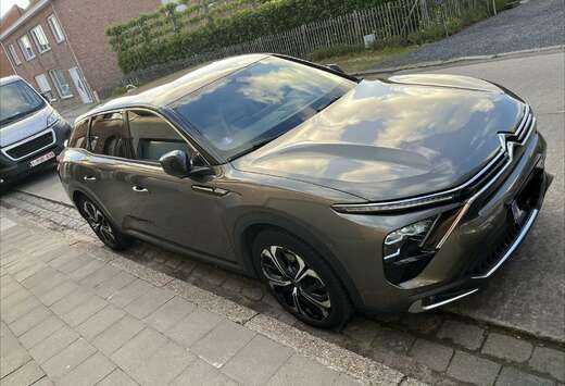 Citroen 1.6 Turbo PHEV Shine (165 kW)