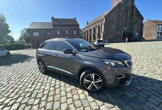 Peugeot 1.6 BlueHDi 120ch S&S BVM6 Allure
