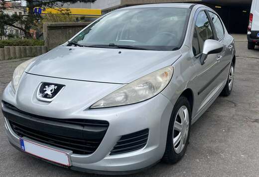 Peugeot 1.4L + Controle Technique Impeccable
