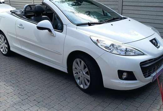 Peugeot CC 1.6i Pack