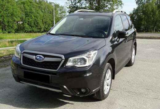 Subaru Forester 2.0i Luxury Lineartronic CVT