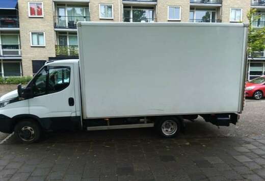 Iveco 35 C 15 SV L teilverglast