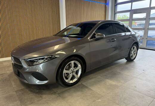 Mercedes-Benz A Sedan 180 Luxury Line camera-Led-Zete ...