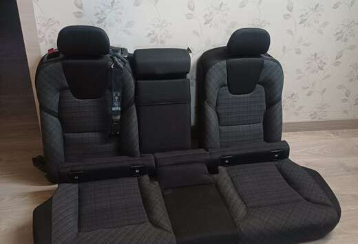 Volvo XC60 2.0 B4 MHEV Essential
