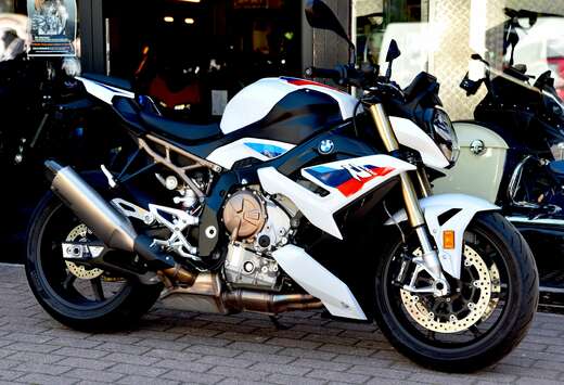 BMW ***MOTO VERTE***