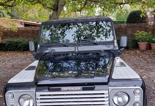 Land Rover 90 Station Wagon SE