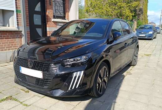 Peugeot PureTech 136  GT Pack siège alcantara