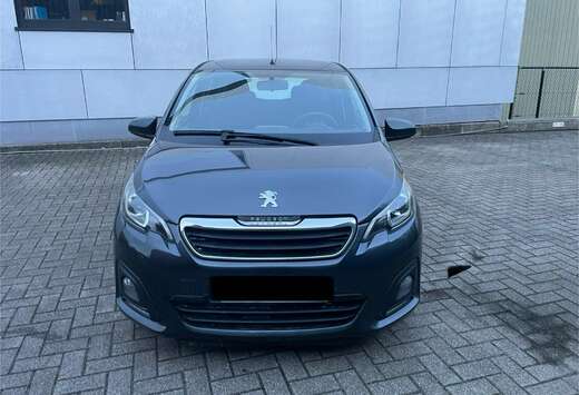 Peugeot 1.2 PureTech Top Allure