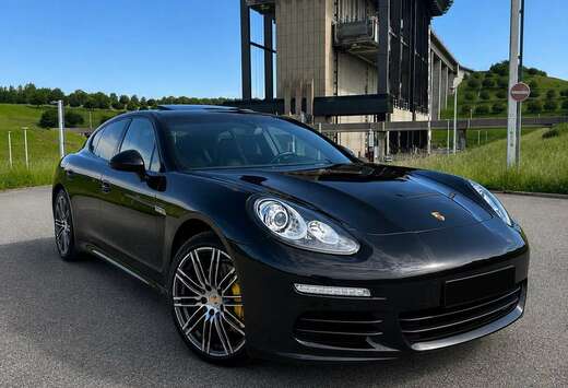 Porsche 3.0 D V6 Tiptronic