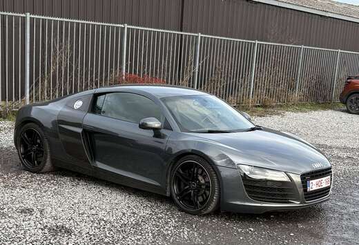 Audi 4.2i V8 Quattro FSI R tronic