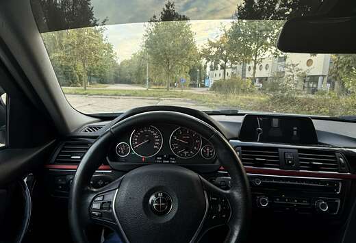 BMW 318d Touring Sport Line